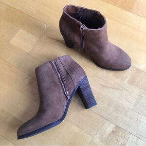 Carlos Santana Faux Suede Zip Up Ankle Booties, Brown, Size 8